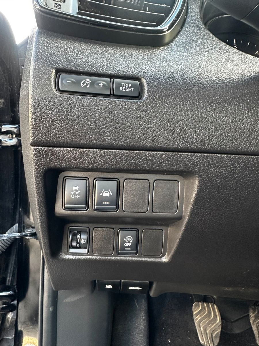 Fahrzeugabbildung Nissan X-Trail N-Way 4x4