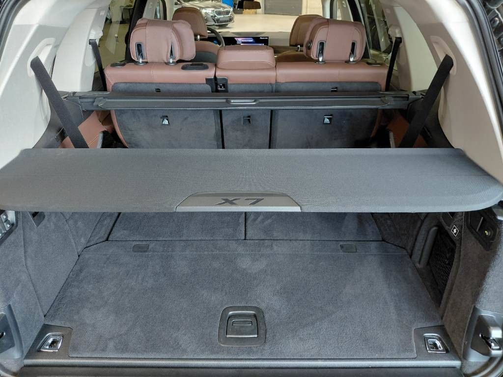 Fahrzeugabbildung BMW X7 xDr40d °UVP 126.630€°AHK°EXEC.DRIVE°STANDHEIZ