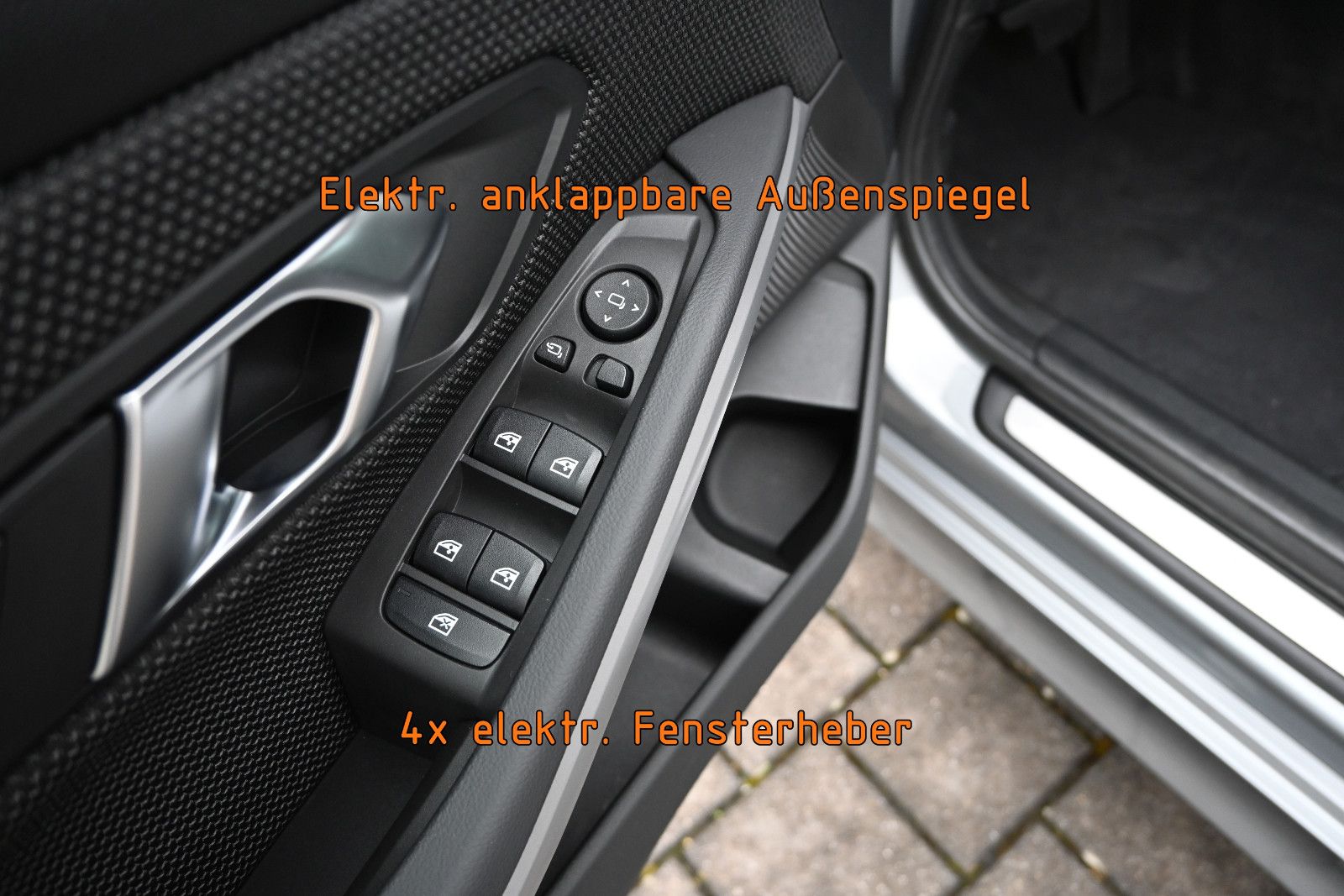 Fahrzeugabbildung BMW 330d xDrive °HEAD-UP°PRIVACY°STANDHEIZUNG°8FACH