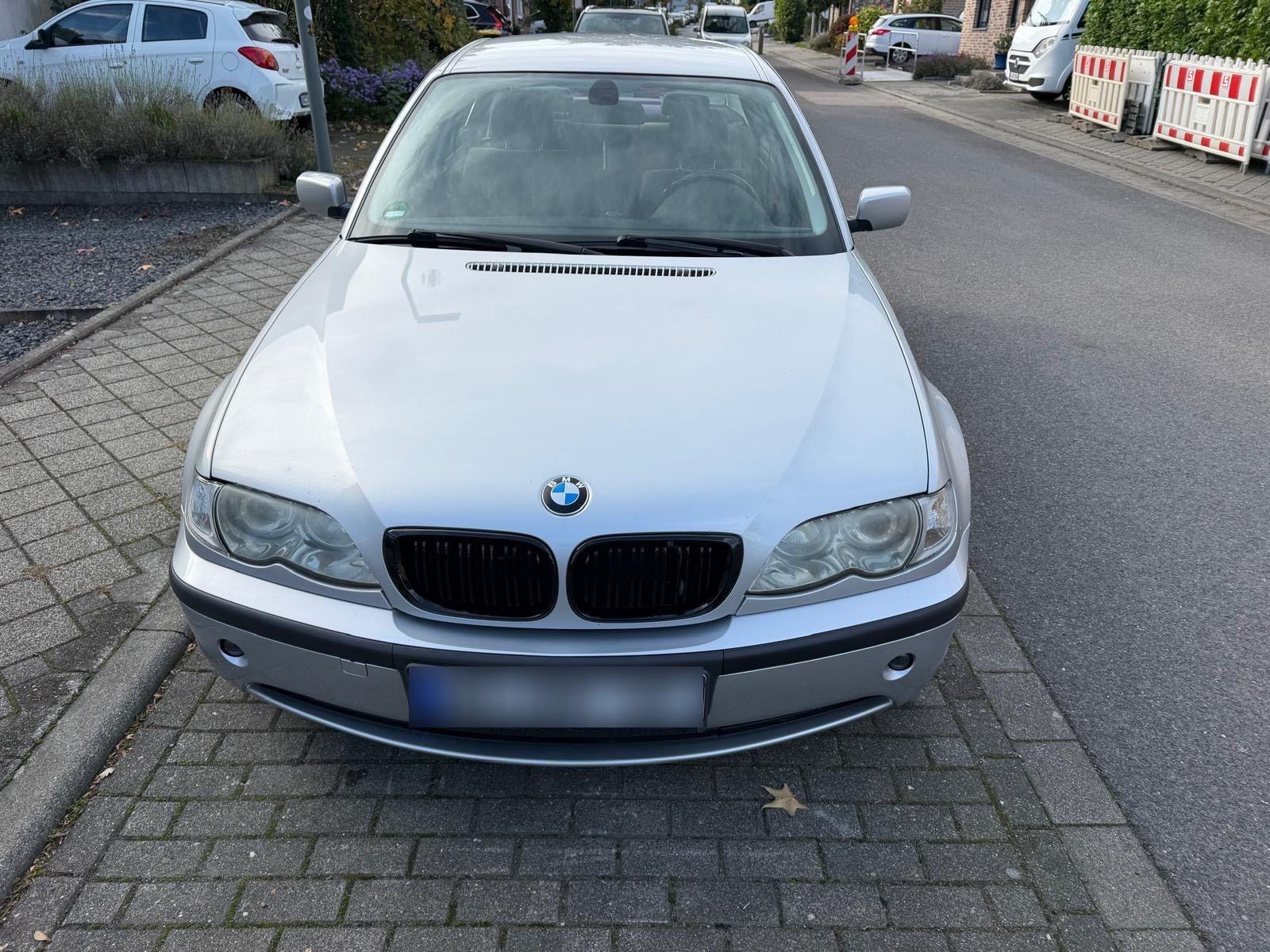 BMW 320