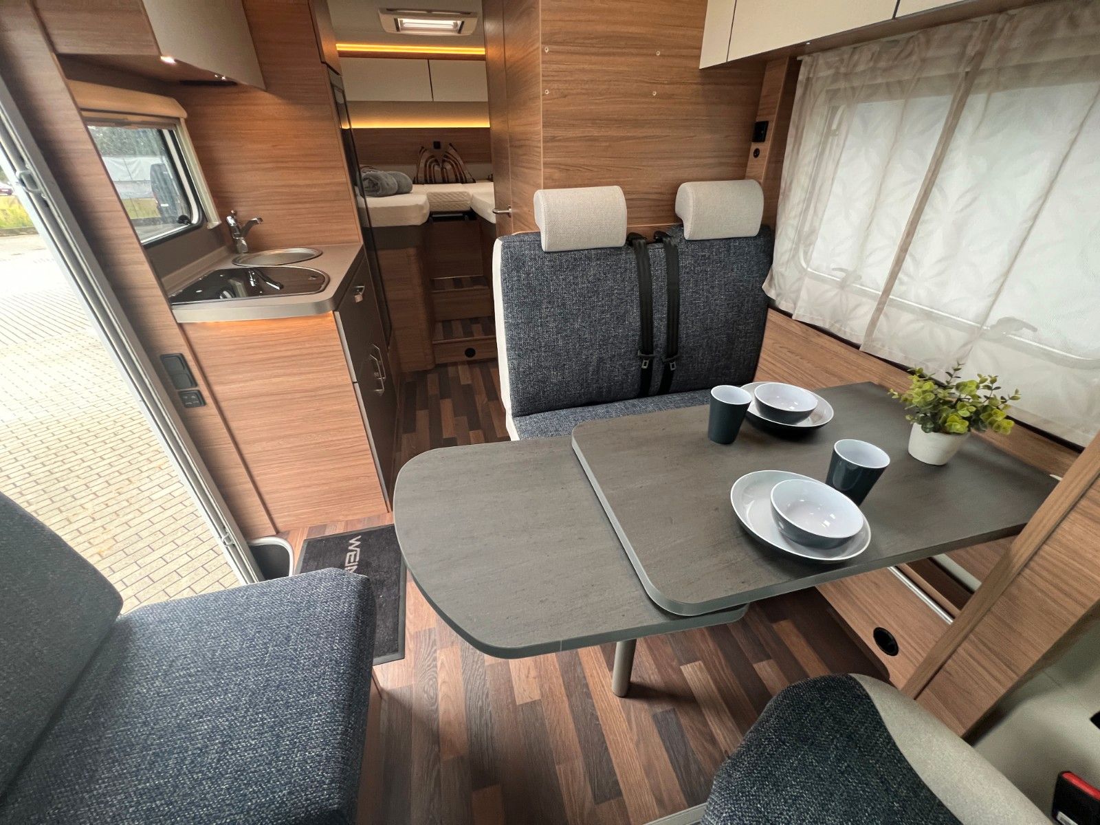 Fahrzeugabbildung Weinsberg CaraHome 650 MEG