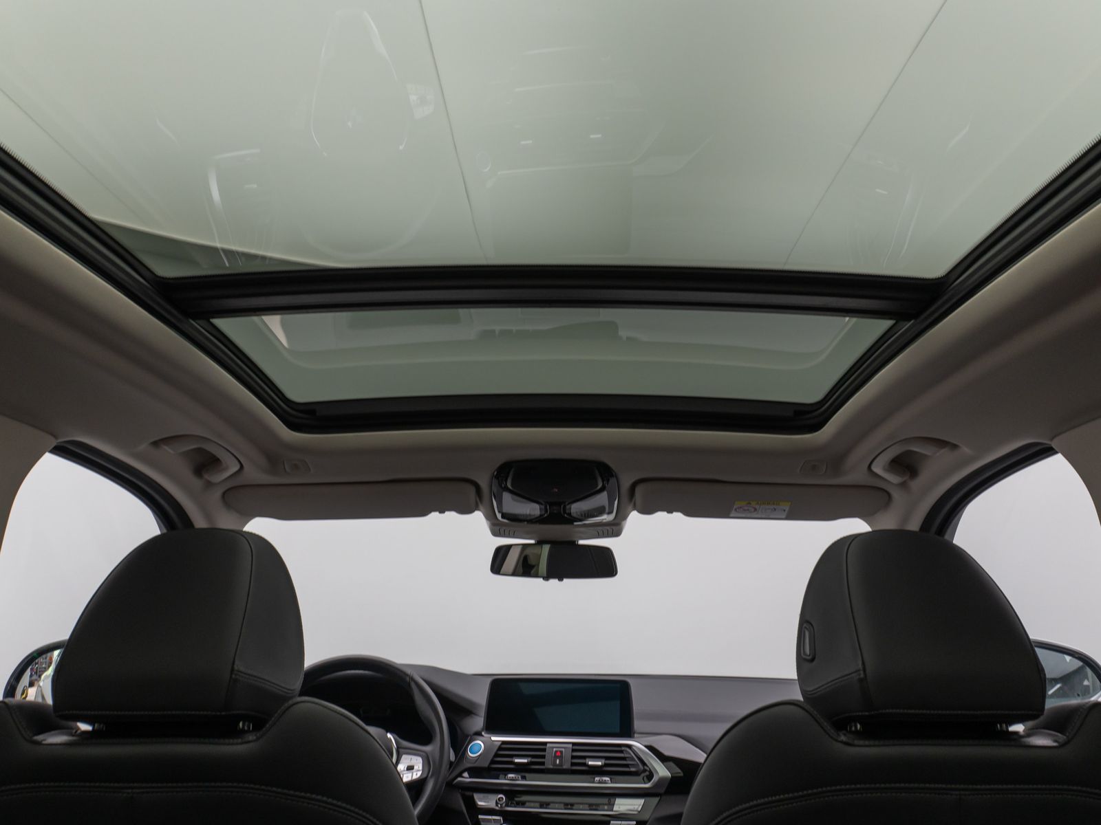 Fahrzeugabbildung BMW iX3 Impressive 360°HUD DAB H/K Komfort 20Zoll
