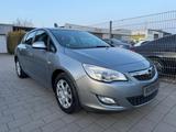 Opel Astra 1.6 - AUTOMATIK , KLIMA , ALL-WETTERREIFEN - Opel Astra Gebrauchtwagen in Duisburg