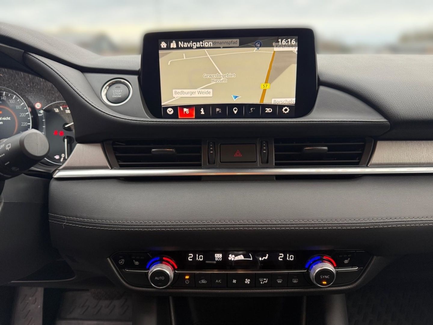 Fahrzeugabbildung Mazda 6 Kombi Sports-Line 2.5 Allwetterreifen HU/AU