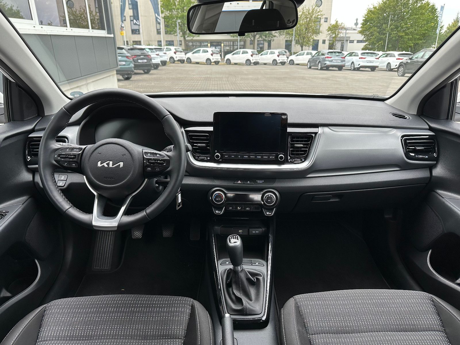 Fahrzeugabbildung Kia Stonic 1.0T 100PS  MT VISION LED