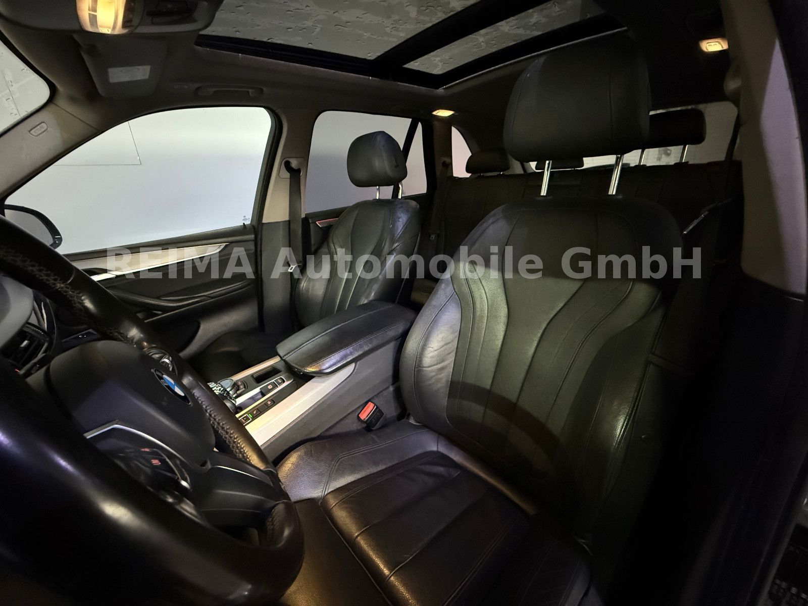 Fahrzeugabbildung BMW X5 xDrive 30 d , M-Sportpaket, Pano, ACC