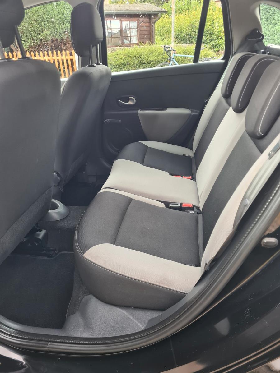Renault Clio 2012 — photo 8