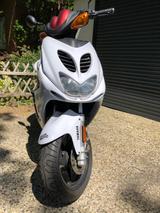 Yamaha Aerox YQ50 - YAMAHA ROLLER AEROX