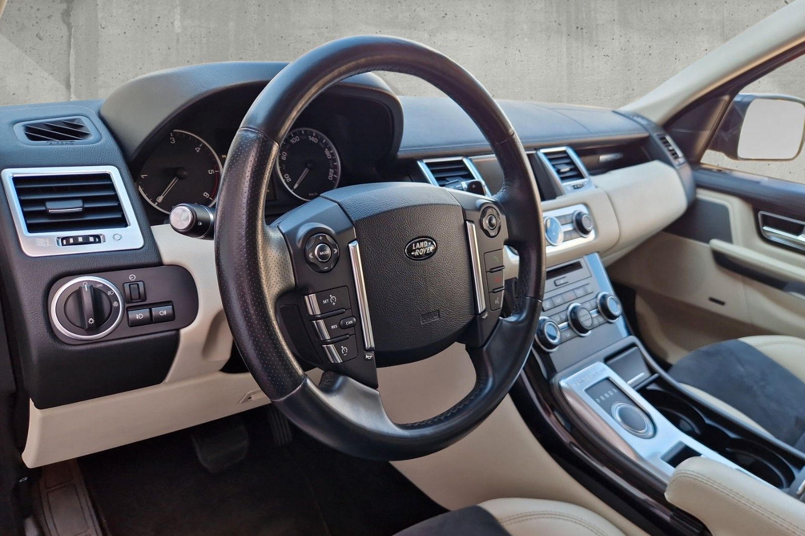 Fahrzeugabbildung Land Rover Range Rover Sport*Schiebedach*Motorrevision