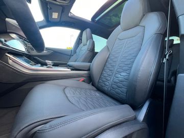 Audi Q8 - 8