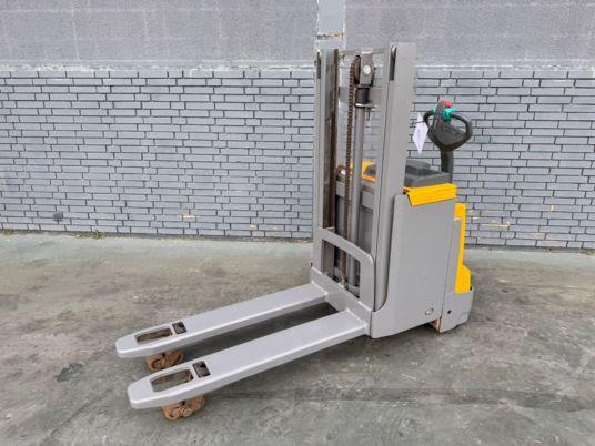 Jungheinrich EJD 220 Baujahr 2018 Stunden 4309 HH 2,1M