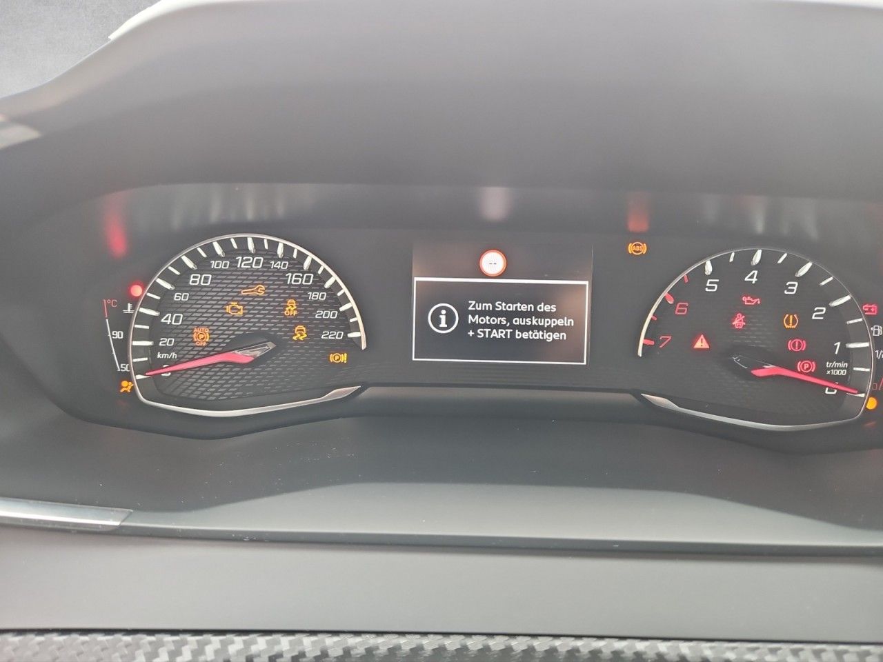 Fahrzeugabbildung Peugeot 208 Allure