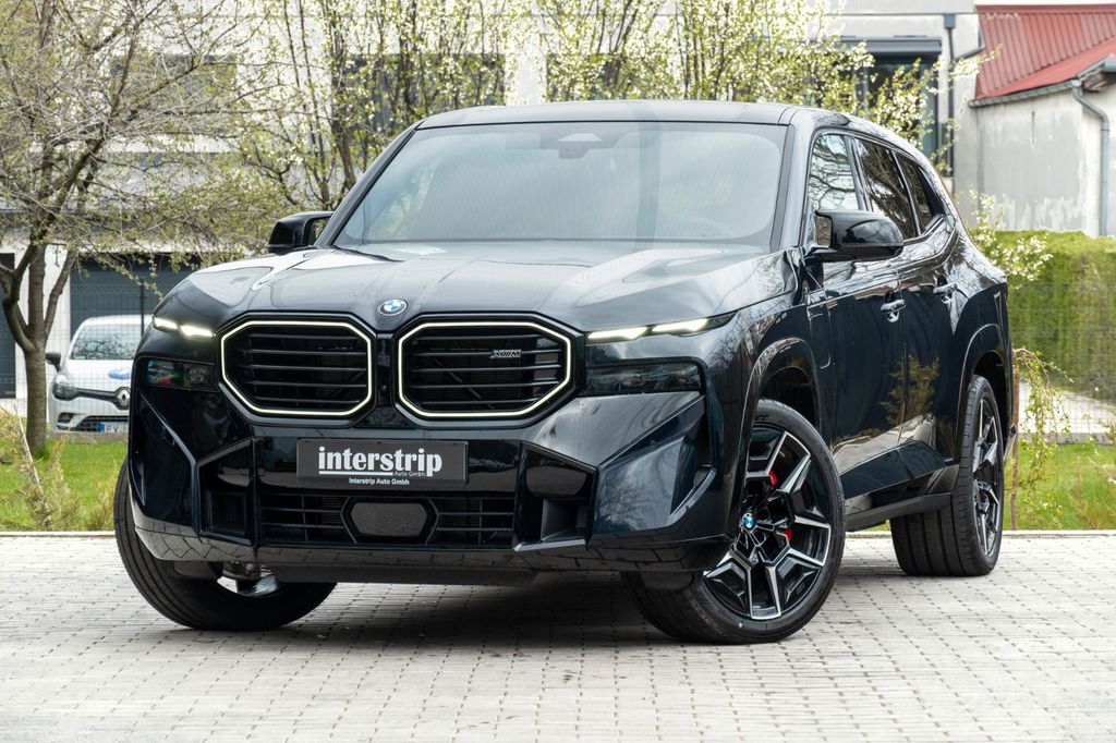BMW XM