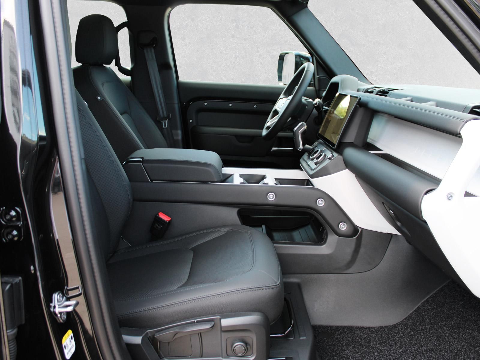 Fahrzeugabbildung Land Rover Land Rover Defender 110 D200 S