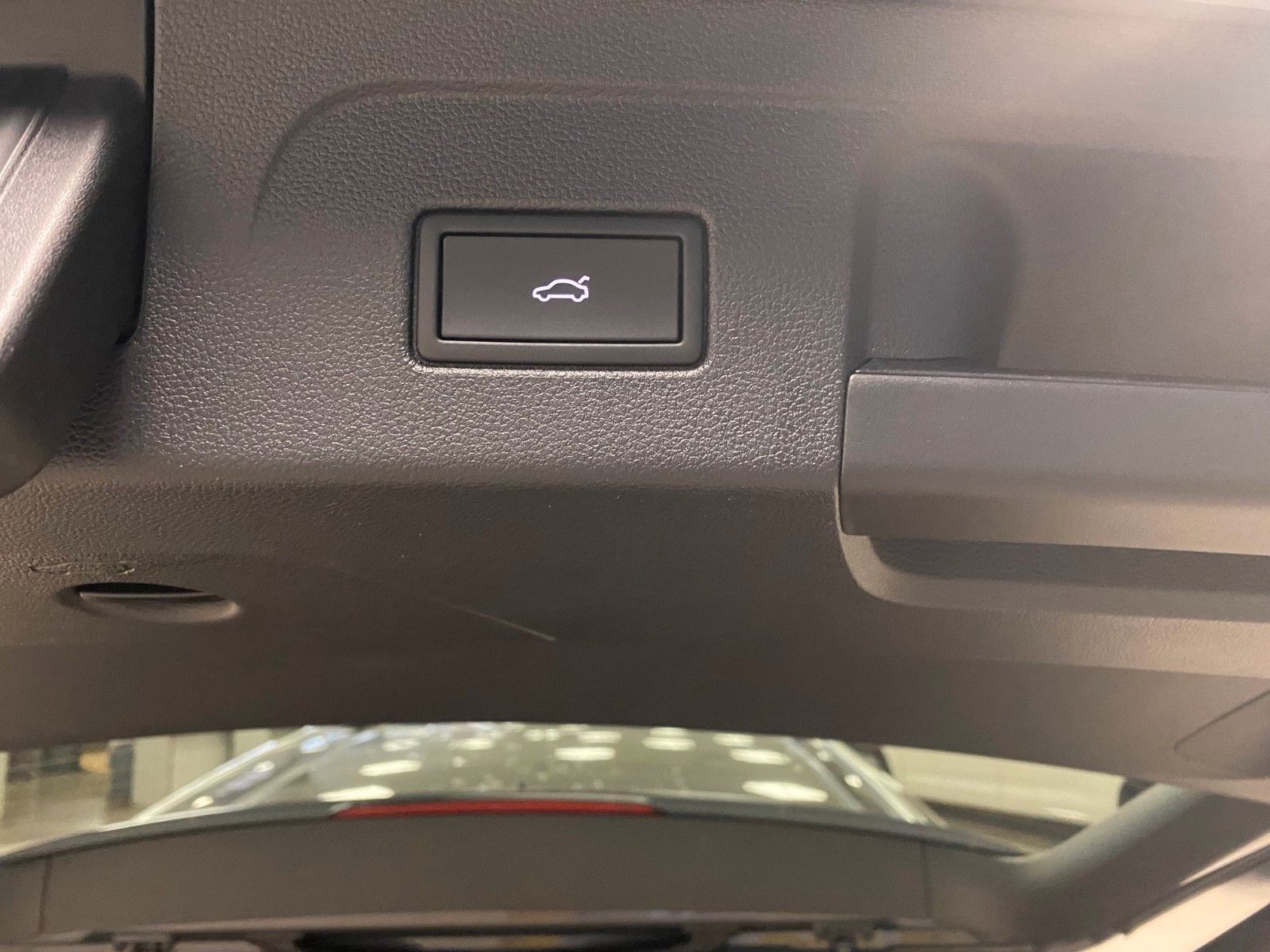 Fahrzeugabbildung Volkswagen Touran 1.5 TSI OPF DSG+4 J, GARANTIE+ACC+AHK+LED