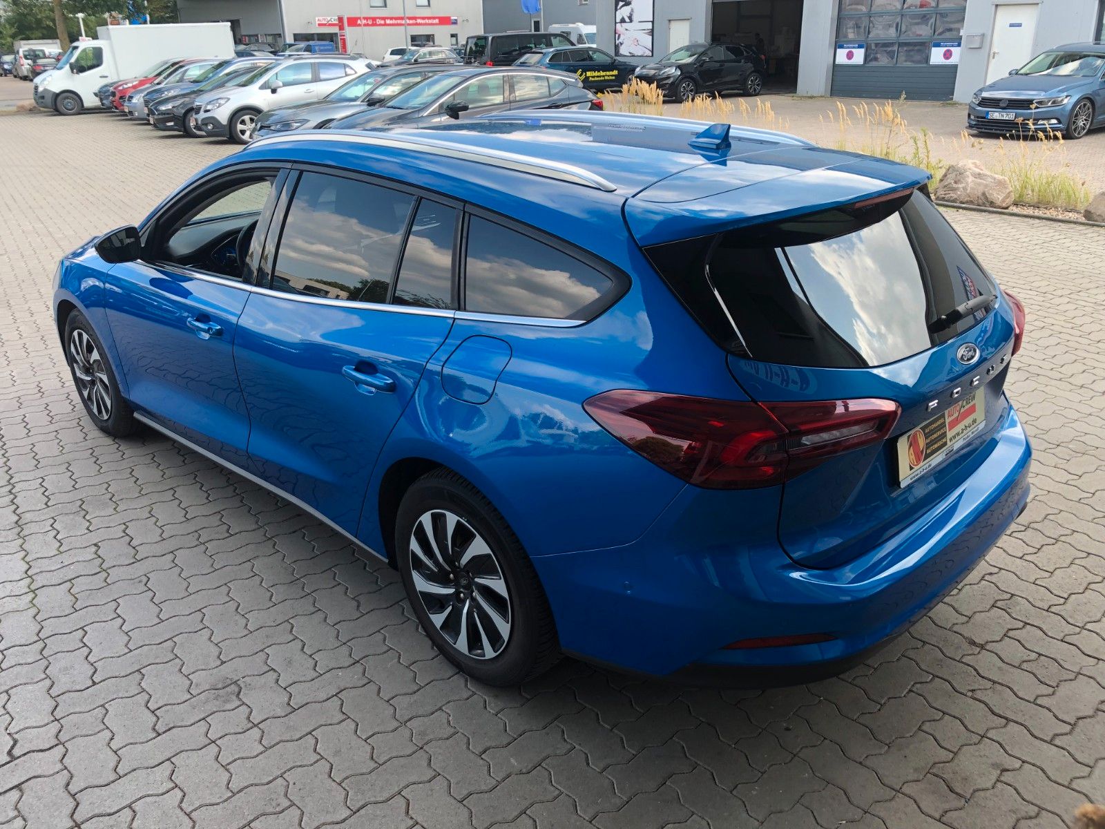 Fahrzeugabbildung Ford Focus Turnier Titanium X