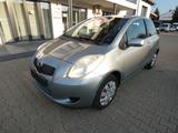 Toyota Yaris Sol 1,0 Lim. Silber Met. - Toyota Yaris Gebrauchtwagen in Erfurt