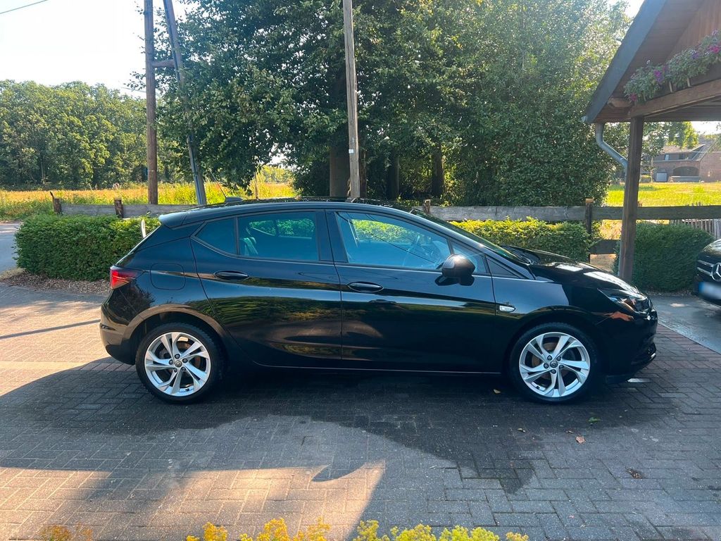 Image of Opel Astra