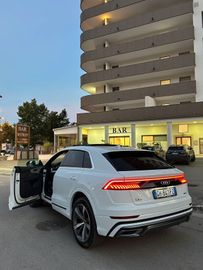 Audi Q8 - 7