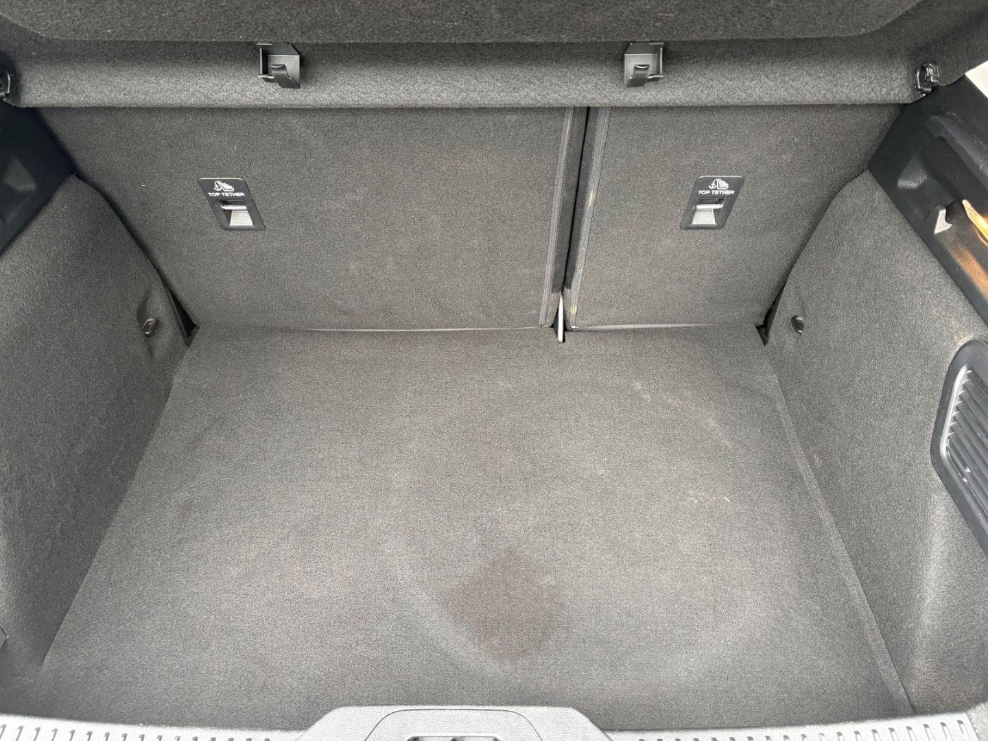 Fahrzeugabbildung Ford Focus Titanium Kamera Schiebedach LED SHZ PDC