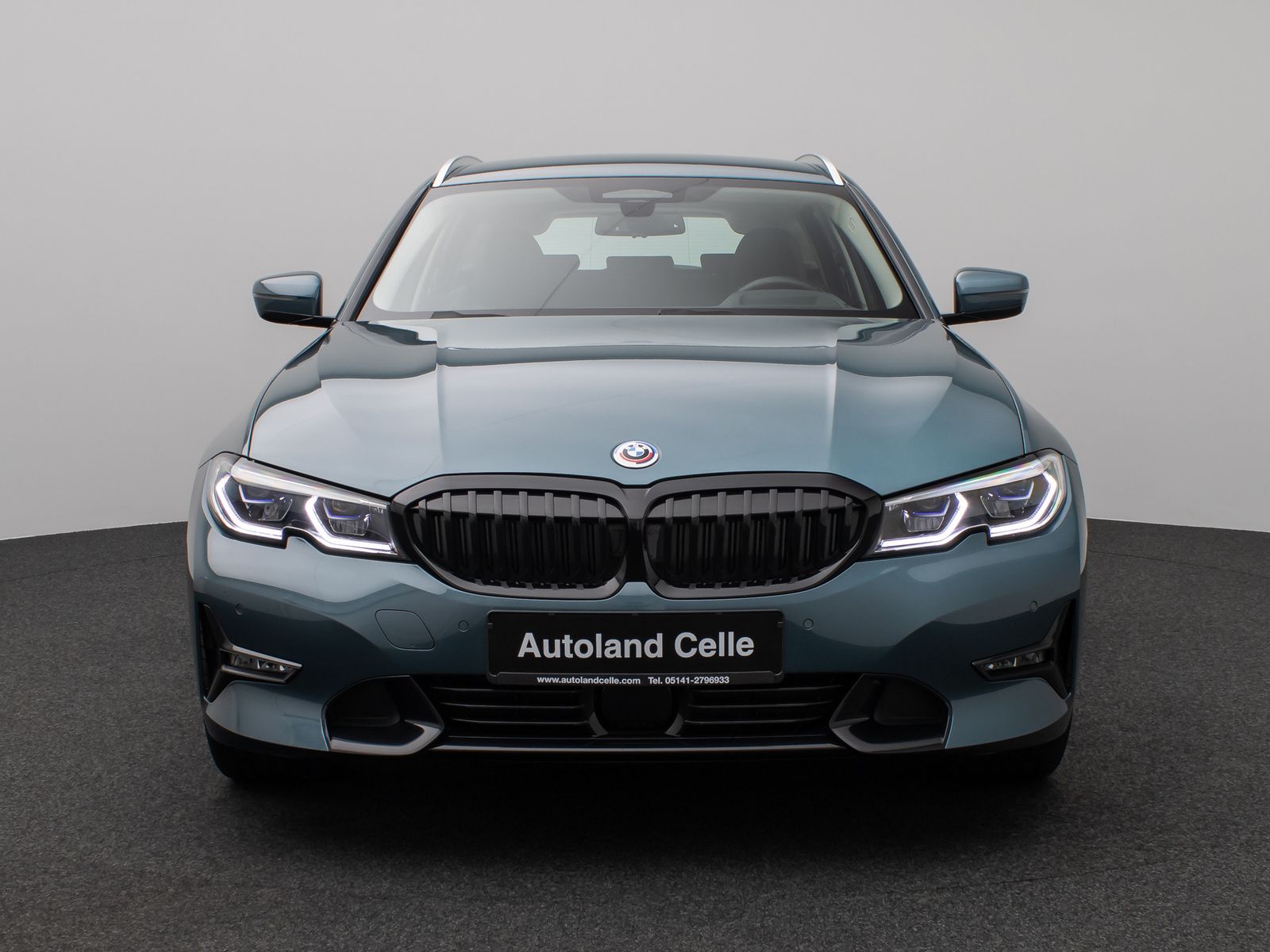 Fahrzeugabbildung BMW 320d Sport Line Kamera Laser HUD DAB HiFi Komfor