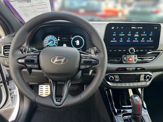 Fahrzeugabbildung Hyundai i30 N Line Mild-Hybrid 1.5 T-GDI Sitz-Paket+Pano