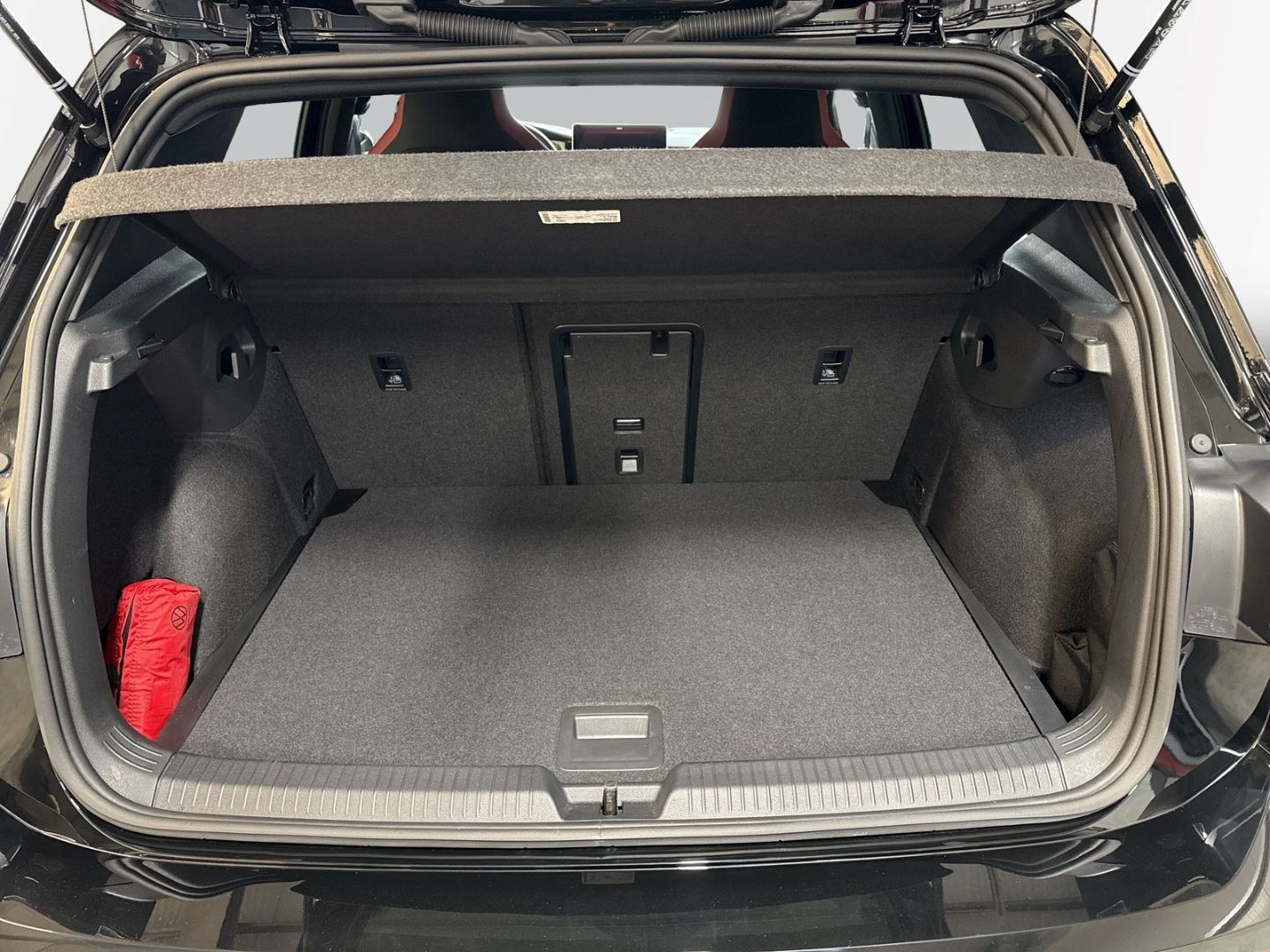 Golf VIII GTI 2.0 TSI *HUD*HARMAN*IQ.LIGHT*