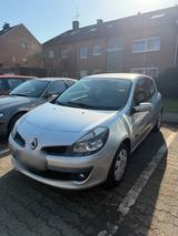 Renault Clio 1,6 Benzin Automatik - Renault Clio mit Benzin-Antrieb: Kleinwagen, Automatik, 1.6