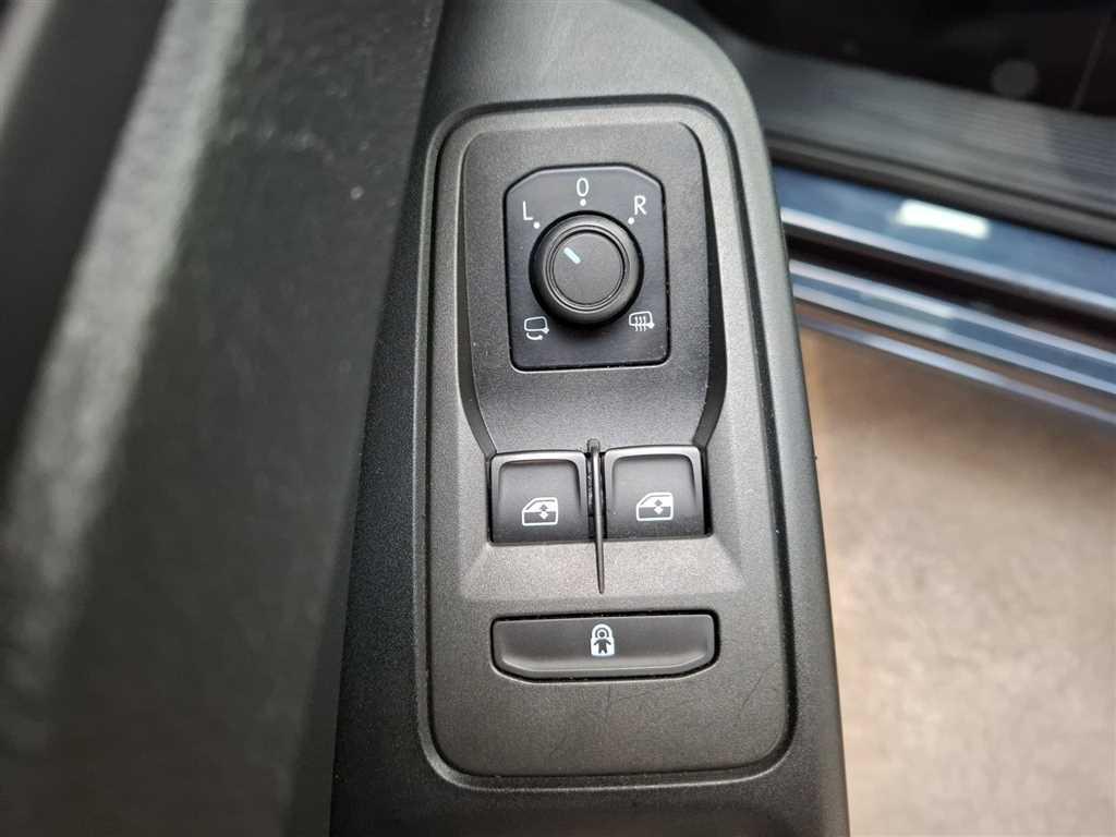Volkswagen Caddy Kombi 2.0 TDI 4MOTION Standhz Navi LED