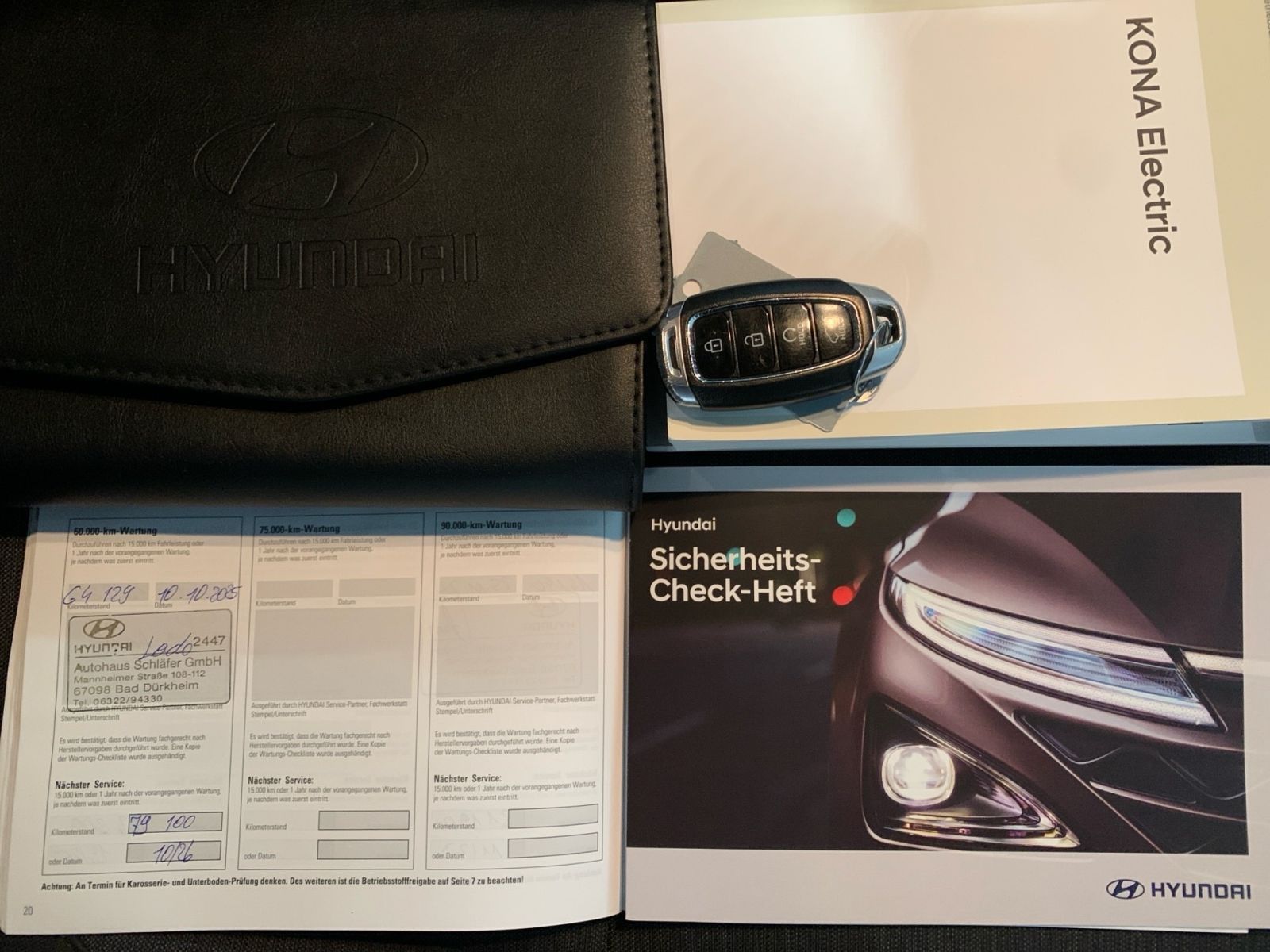 Fahrzeugabbildung Hyundai KONA Trend Elektro 64 kWh Navi Assi Dach