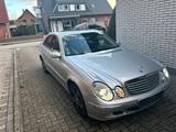 Mercedes-Benz Mercedes E klasse 220 - gebrauchte Mercedes-Benz E 220 aus dem Jahr 2002