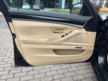 BMW 520 - 7
