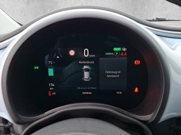 Fiat 500 e Icon KeyLess+Navi+SHZ+LM+SoundSys+SpurH