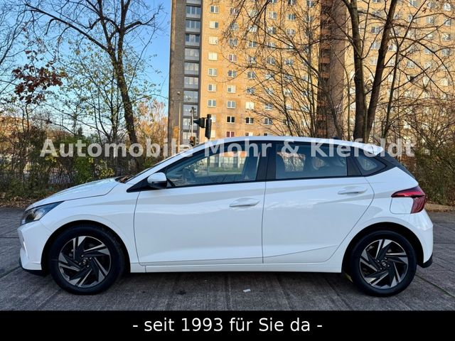 Hyundai i20 DCT Select*1VB*VIRTUAL*DAB*LHZ*SHZ*MFL*CAM*