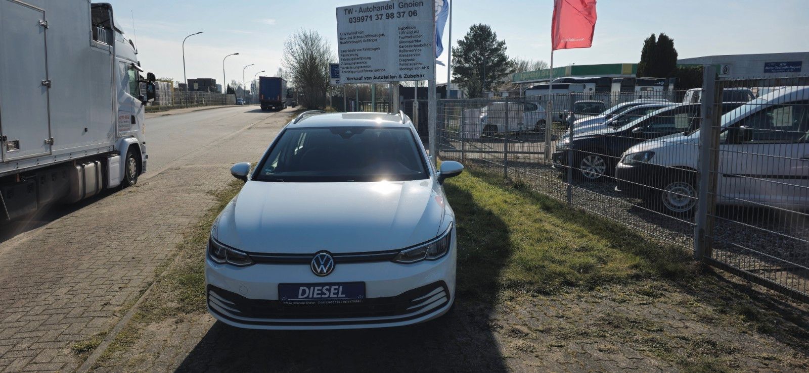 Volkswagen Golf VIII Variant /Standheizung/LED/Panoramadach imagem 3