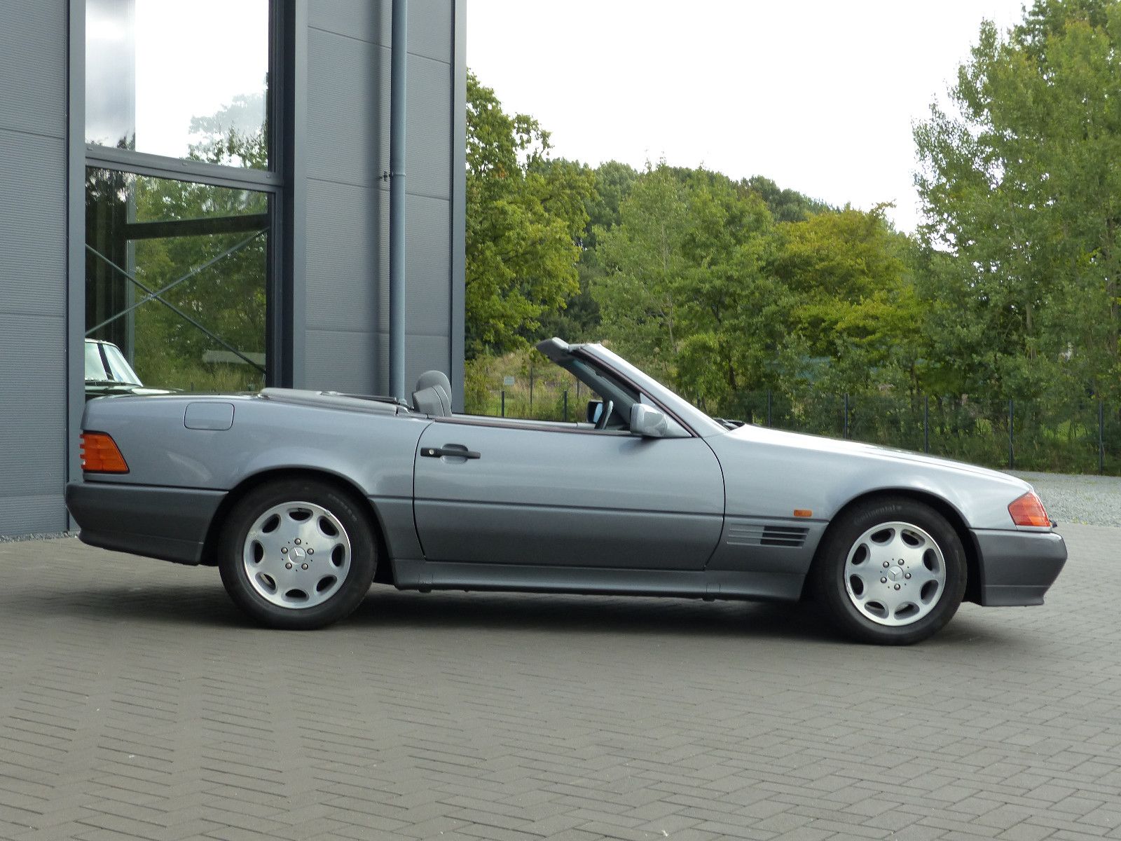 Fahrzeugabbildung Mercedes-Benz 500 SL W 129 *55000 KM*