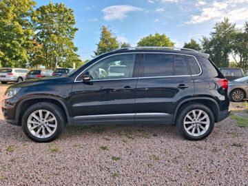 Volkswagen Tiguan - 8