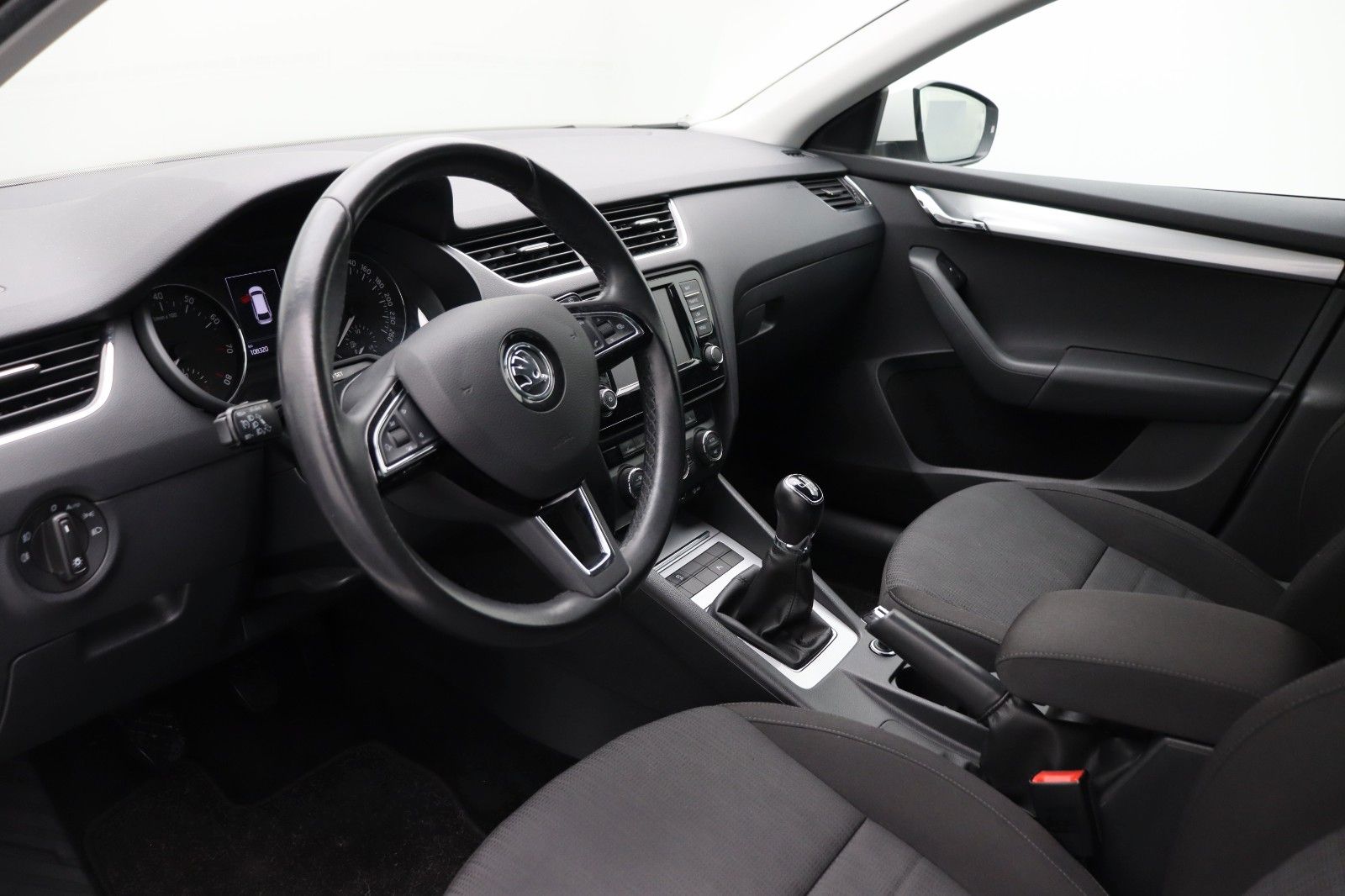 Fahrzeugabbildung SKODA Octavia Combi 1.0 Style