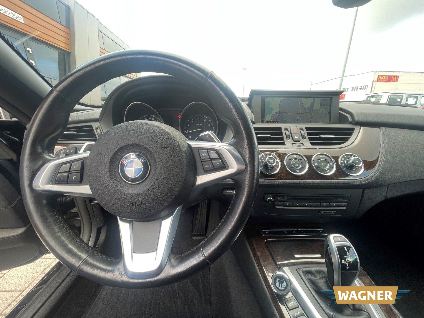 Fahrzeugabbildung BMW Z4 sDrive 20i Roadster TÜV + Service NEU