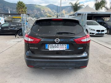 Nissan Qashqai - 4