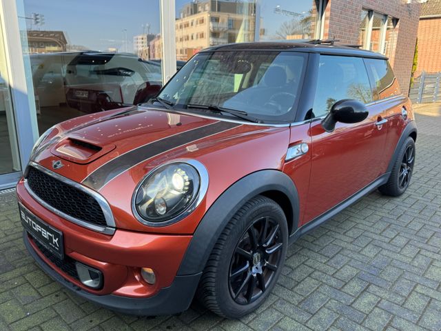 MINI Cooper SD aut. Chili h&k*Xenon*Pano*PDC*NAVI