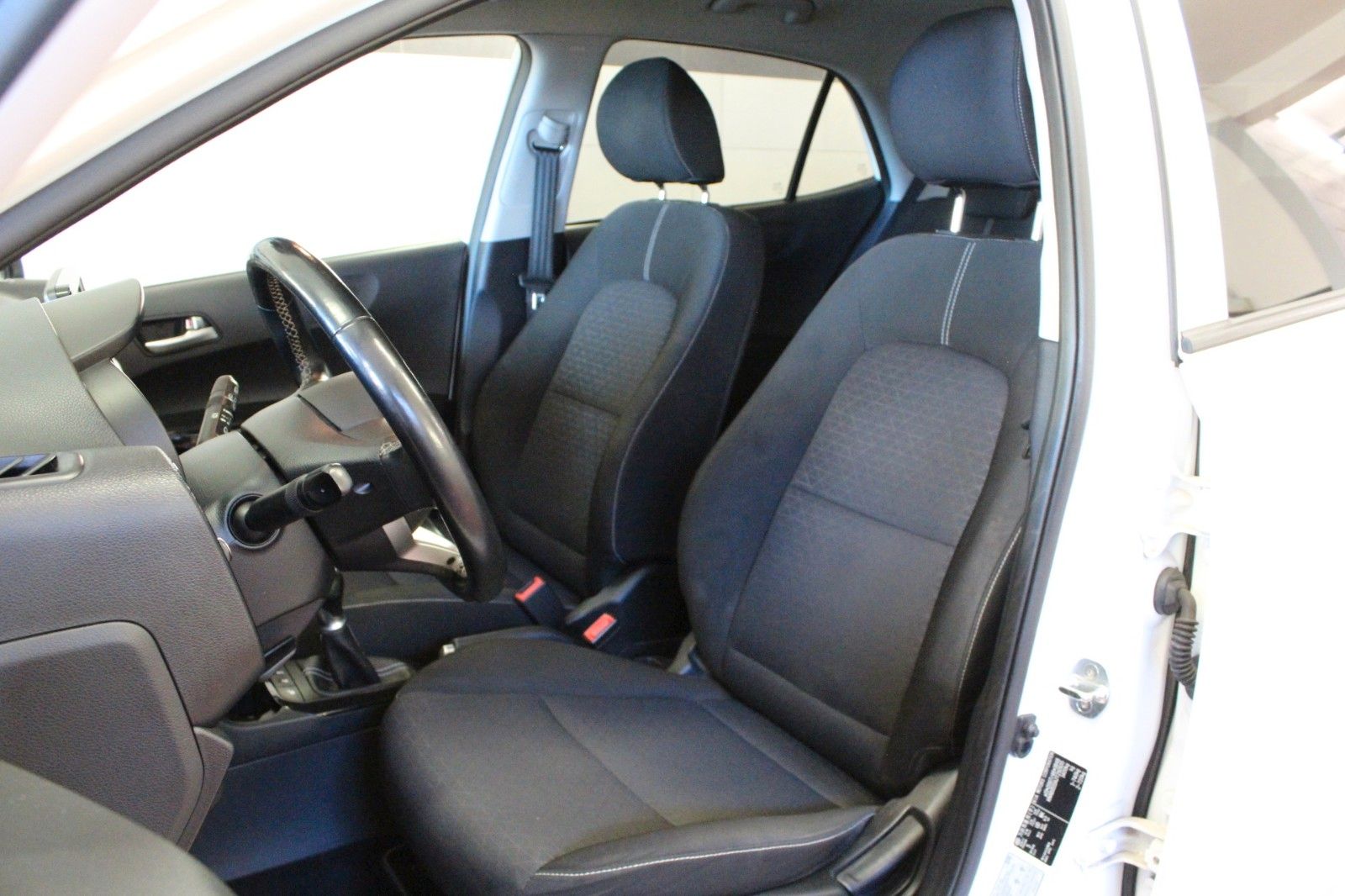 Fahrzeugabbildung Kia Picanto 1.0 Dream-Team Edition