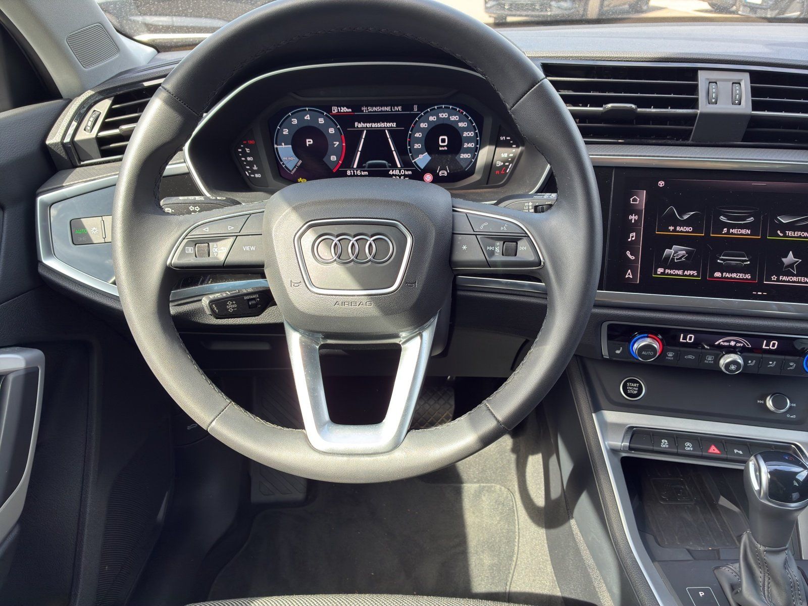Fahrzeugabbildung Audi Q3 advanced 35 TFSI S tronic AHK,Navi,SHZ,ACC,LM