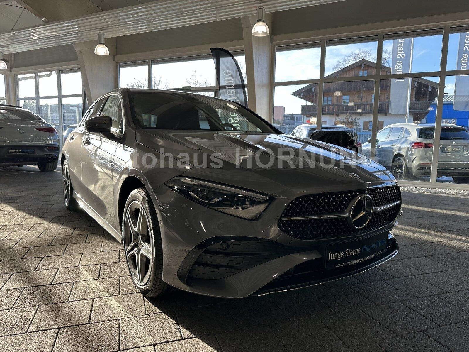 Mercedes-Benz A 250 e AMG ADVANCED+ 22kW MULTIB. MEMORY DISTR.