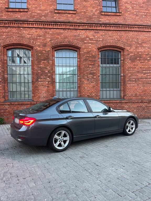 Image of BMW 318