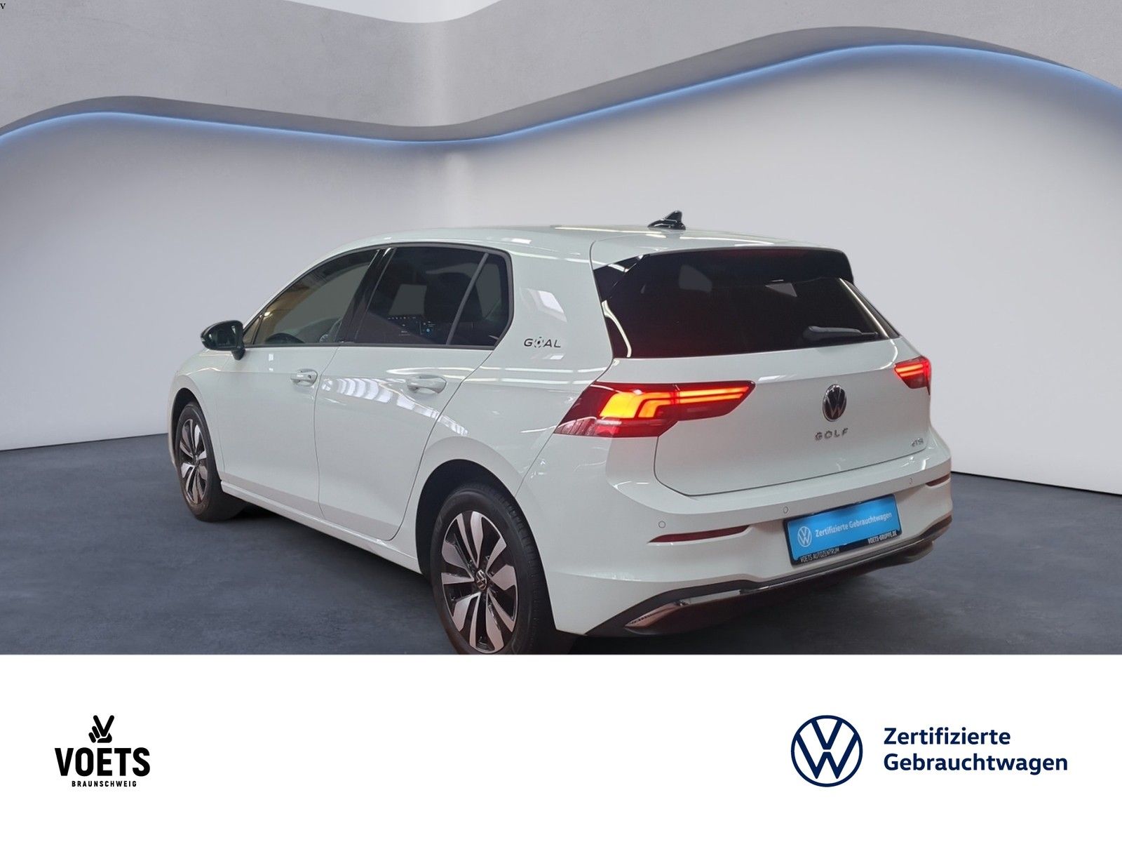 Volkswagen Golf VIII Goal 1.5 eTSI DSG LED+RearView+ACC foto 4