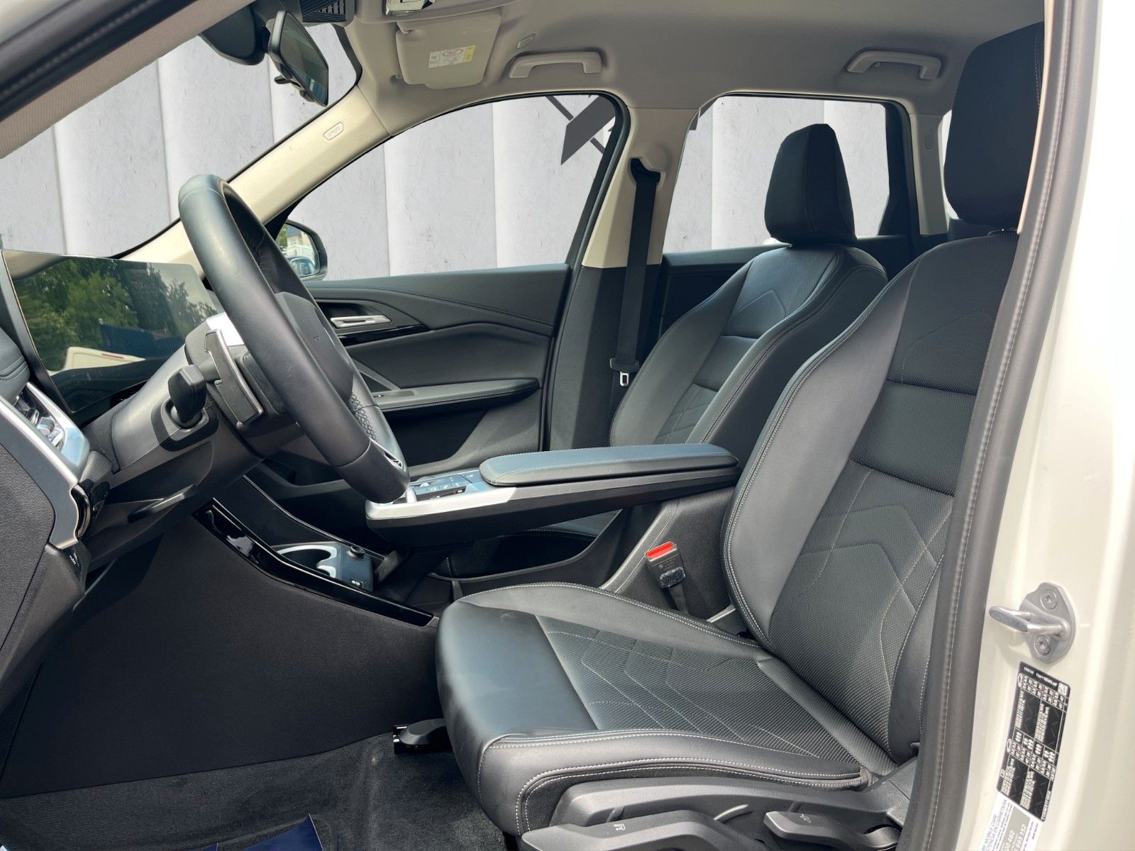 Fahrzeugabbildung BMW X1 Shadow-Line*XLine*NAVI*PDC*KAMERA*u.v.m**