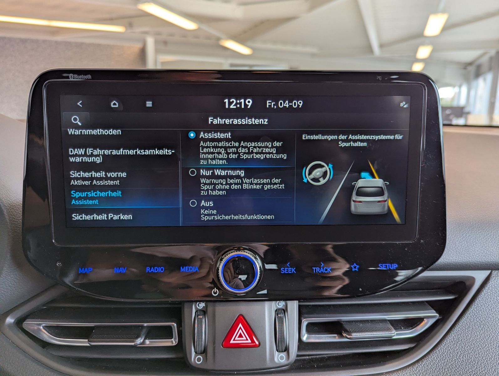Fahrzeugabbildung Hyundai i30 1.5 T-GDI DCT N-Line LED Cam Pano Keyless 18
