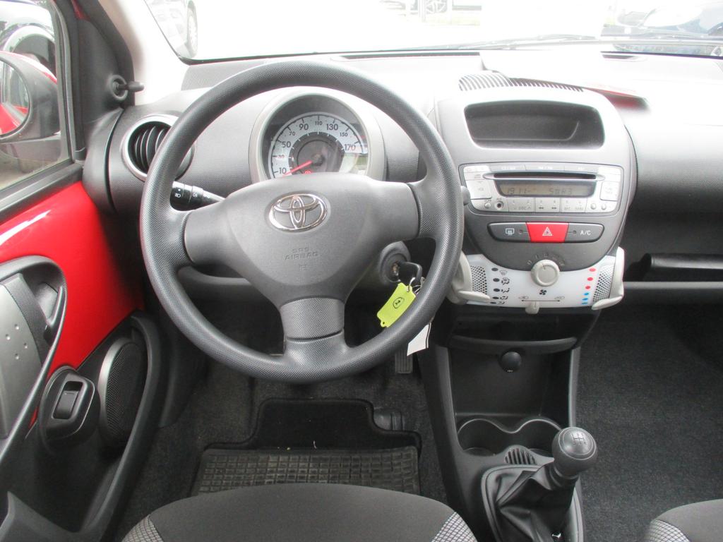 Toyota Aygo (X)
