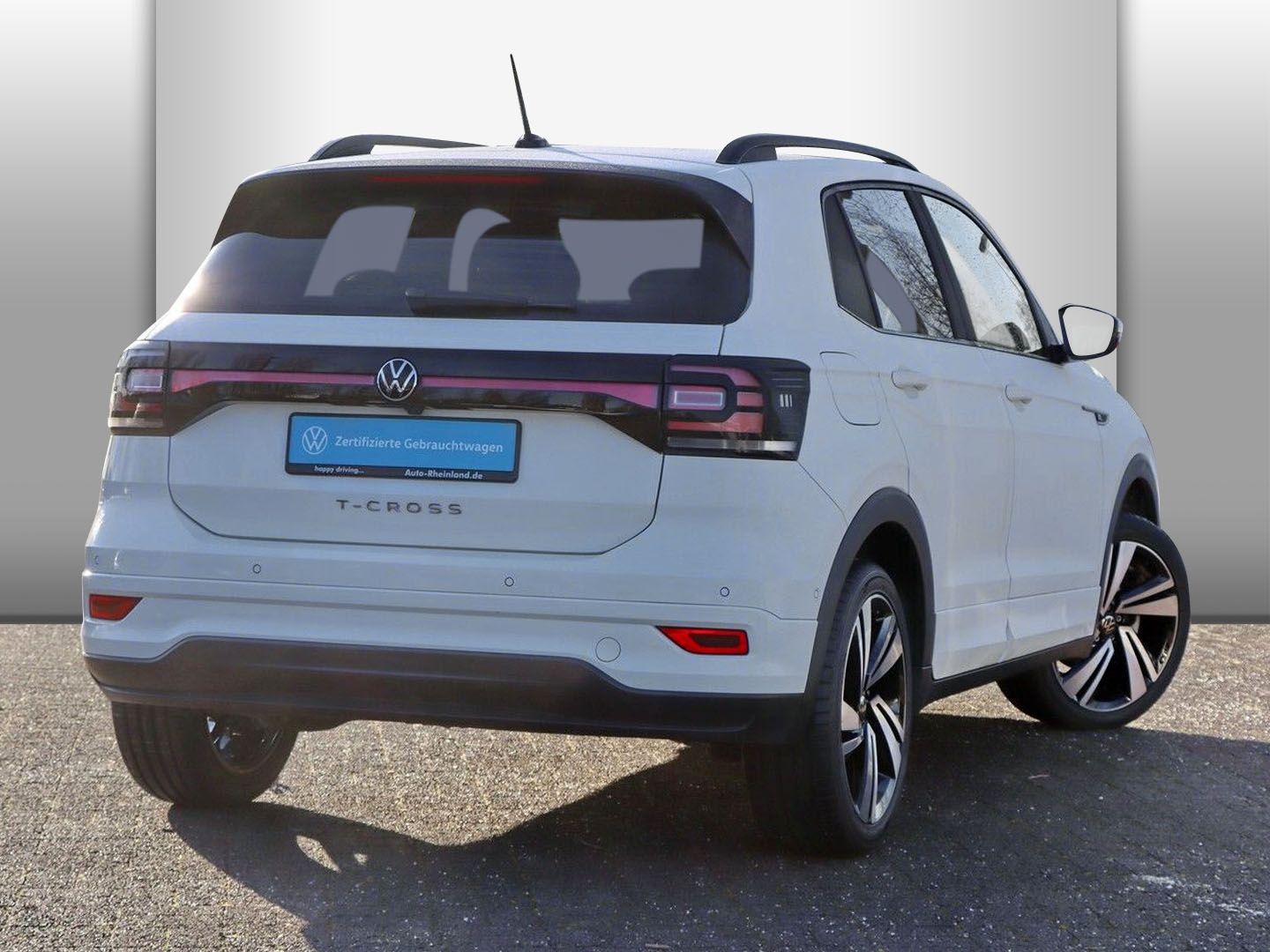 Volkswagen T-Cross R-Line 1.5 TSI OPF DSG LED NAVI RÜCKFK foto 2